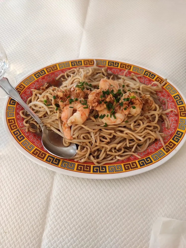 Sauté de Nouilles Aux Crevettes